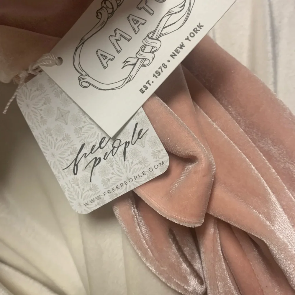 Free people daydream gloves new ugh tags one size pink